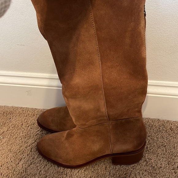 Suede boots - Picture 4 of 4